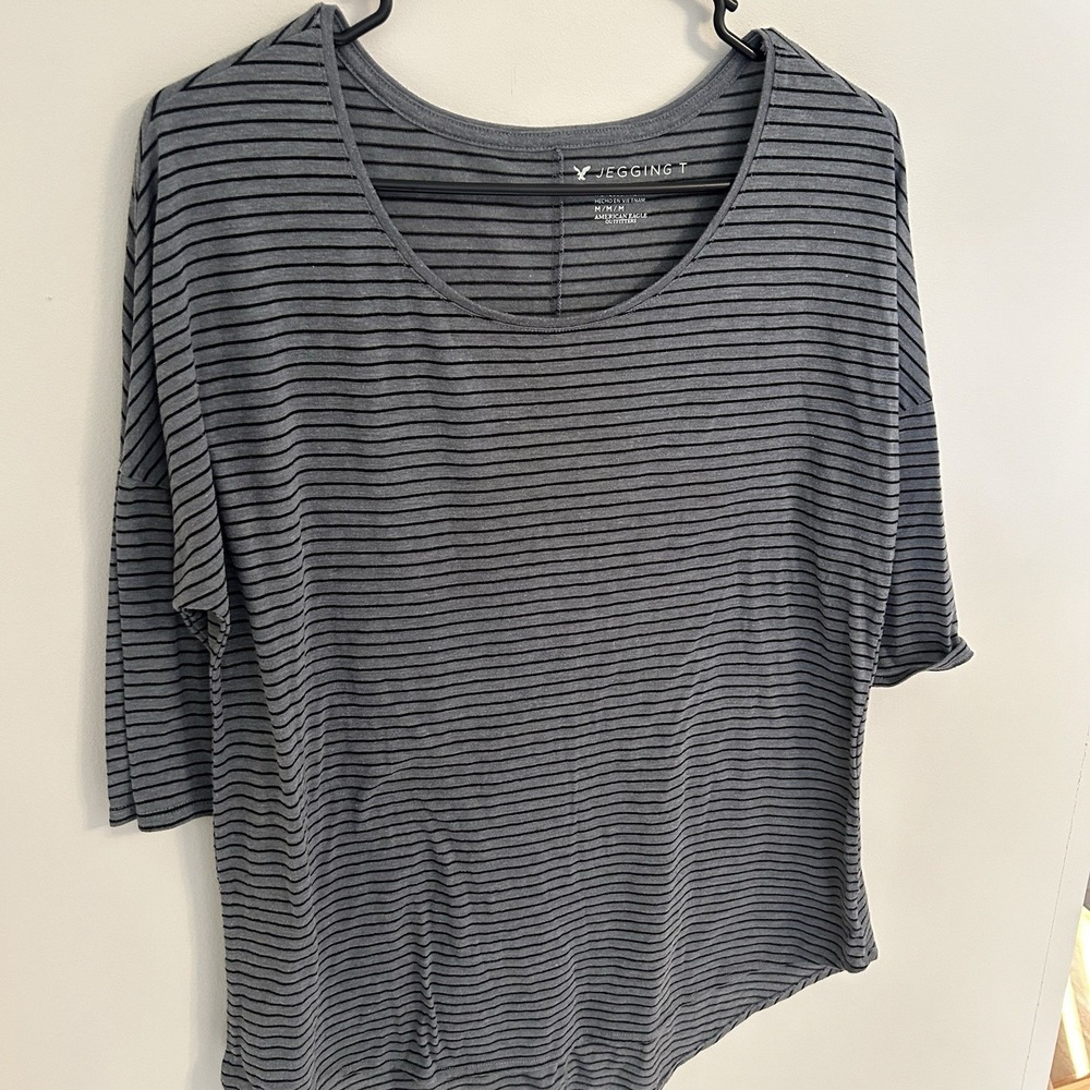 American Eagle AE‎ Women's Jegging T 3/4 Sleeves Gray Striped Casual Size Medium